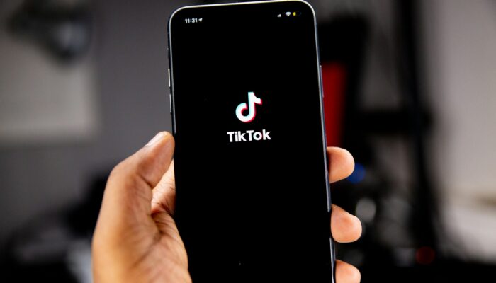 How to Get Your Content on TikTok’s FYP in 2024